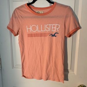 Hollister Graphic Tee💖